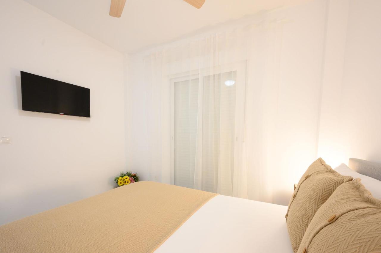 New 1 Bedroom At 4 Min To The By 10tosea Lejlighed